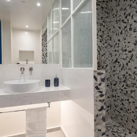 Infinity Blue Next To The Sea Apartment Kalamata